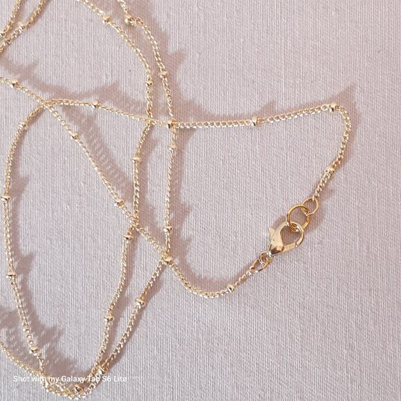 Dainty Necklace Abalone Cross Pendant On 18K Gold Plated Station Chain - Picture 6 of 12